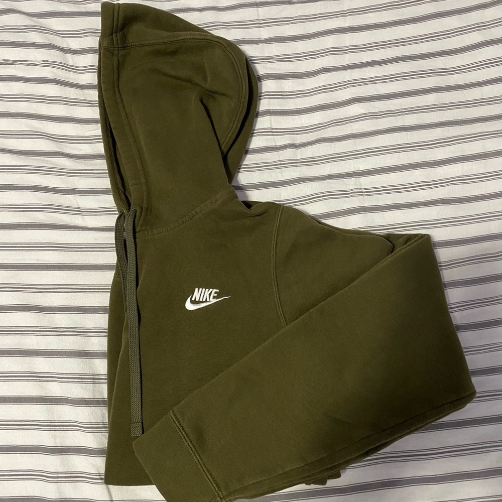 olive green nike hoodie